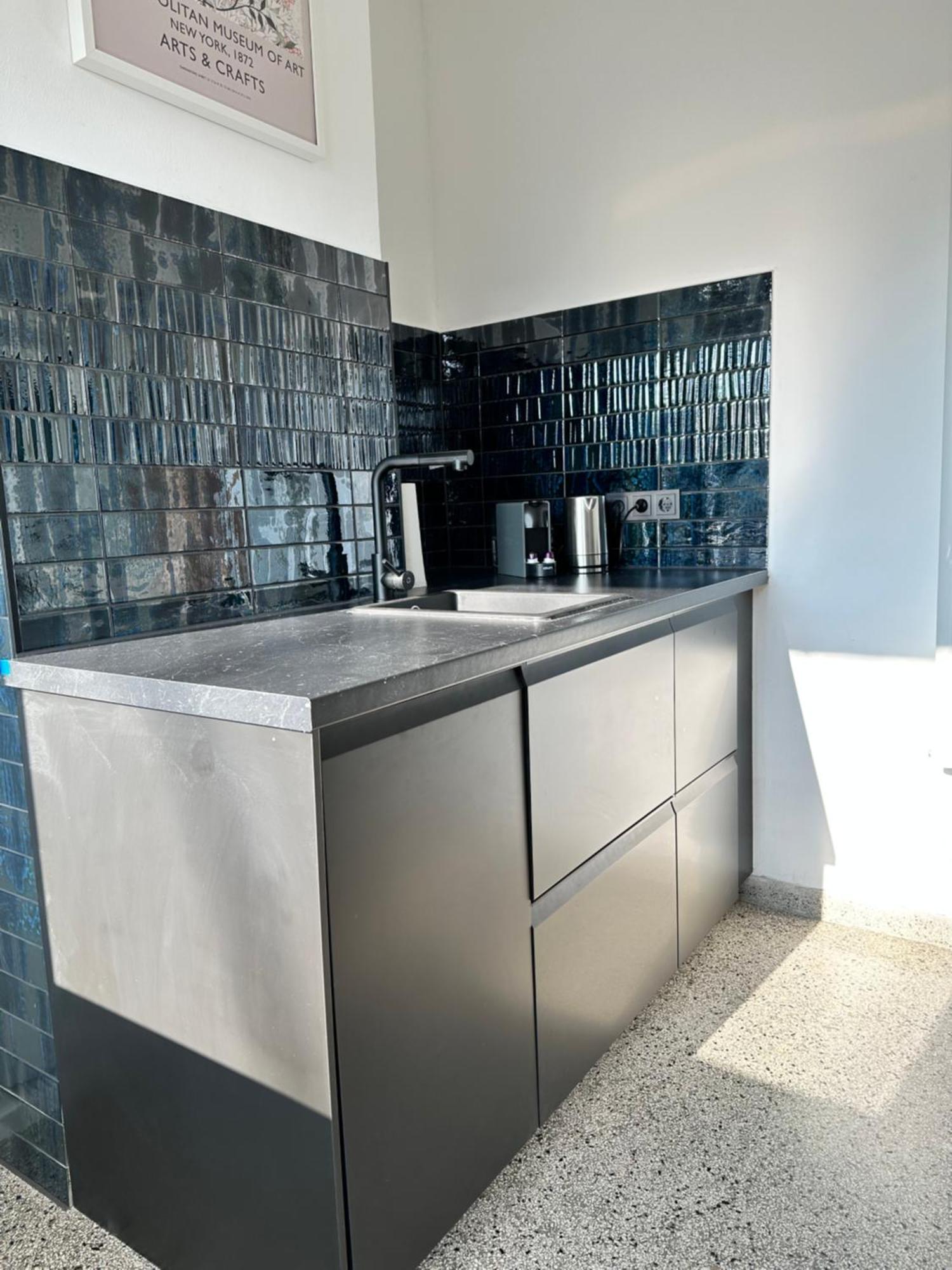 Exklusives - Balkon - 24h Check-in Apartment Kiel